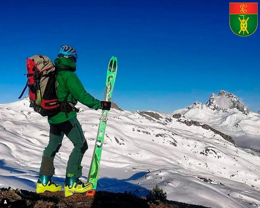 Esquiador del Servicio de Montaña (GREIM)