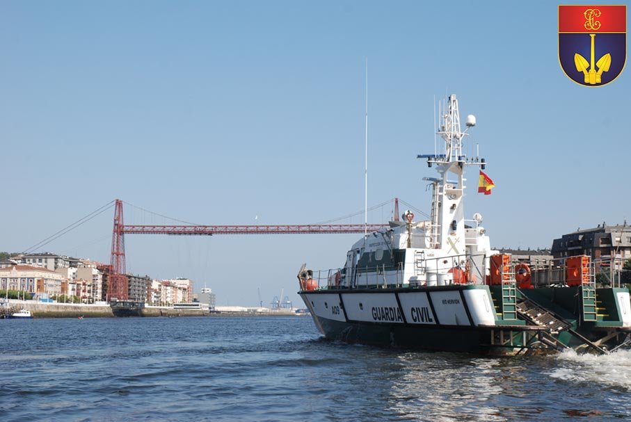 Barco en muelle del Servicio Marítimo (SEMAR)