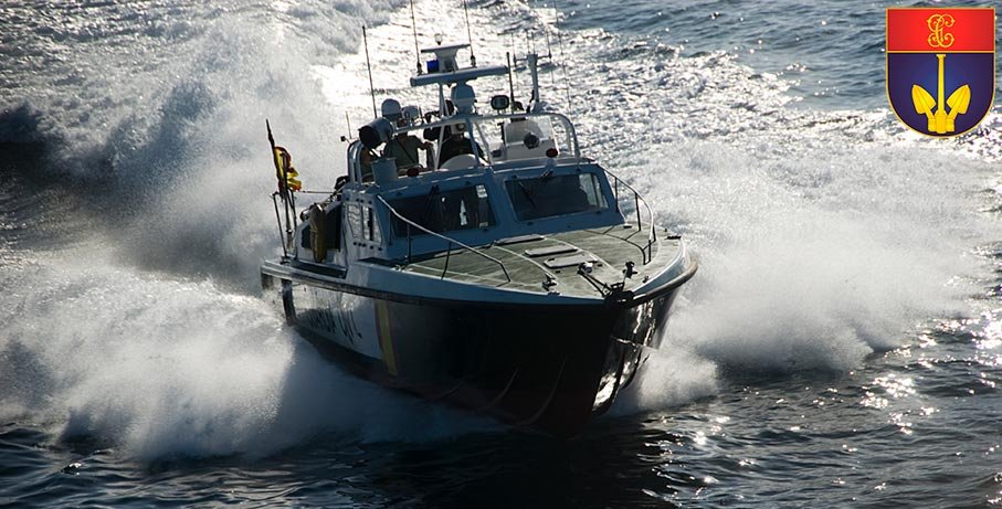 Barco de frente del Servicio Marítimo (SEMAR)