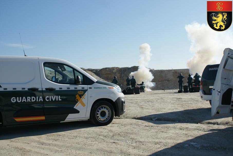 Formación en explosivos y amenazas NRBQ en el curso del Grupo Operativo de Seguridad