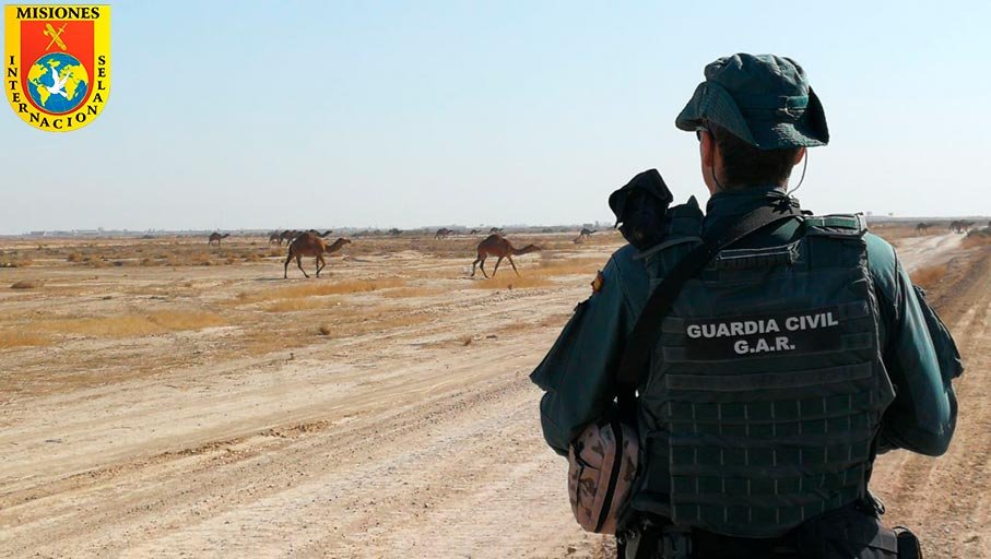 Agente del GAR de la Guardia Civil desplegado en el Sahel en 2026