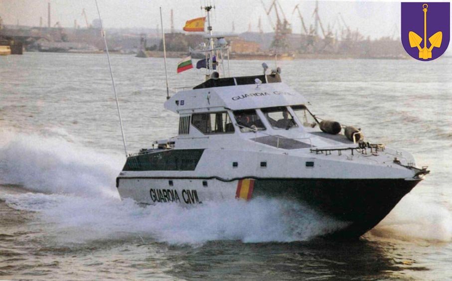 Patrullera del Servicio Marítimo de la Guardia Civil en navegación