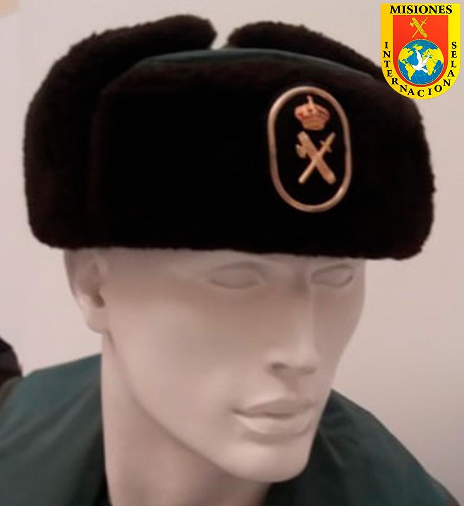 Gorro de invierno utilizado por los guardias civiles desplegados en la Operación Embargo del Danubio.